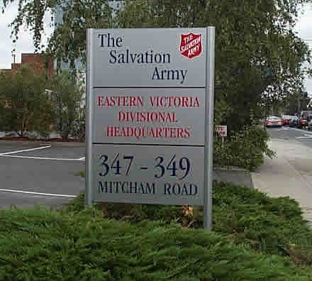 salvation-army-sign-on-mitcham-road